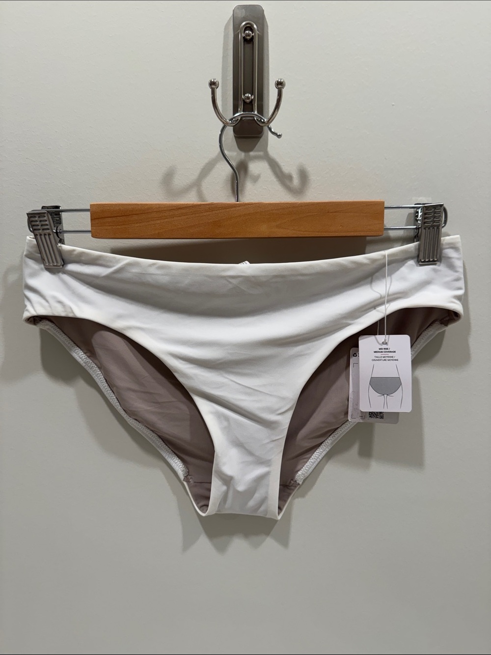 Lululemon Waterside Mid-Rise Bottom